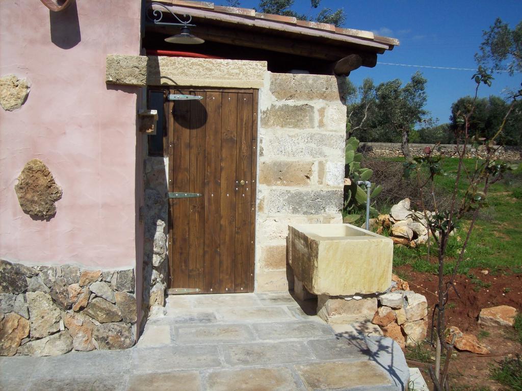 منزل الضيف أليستي  في Trullo Contrada Stracca المظهر الخارجي الصورة
