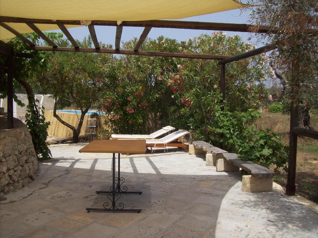 منزل الضيف أليستي  في Trullo Contrada Stracca المظهر الخارجي الصورة